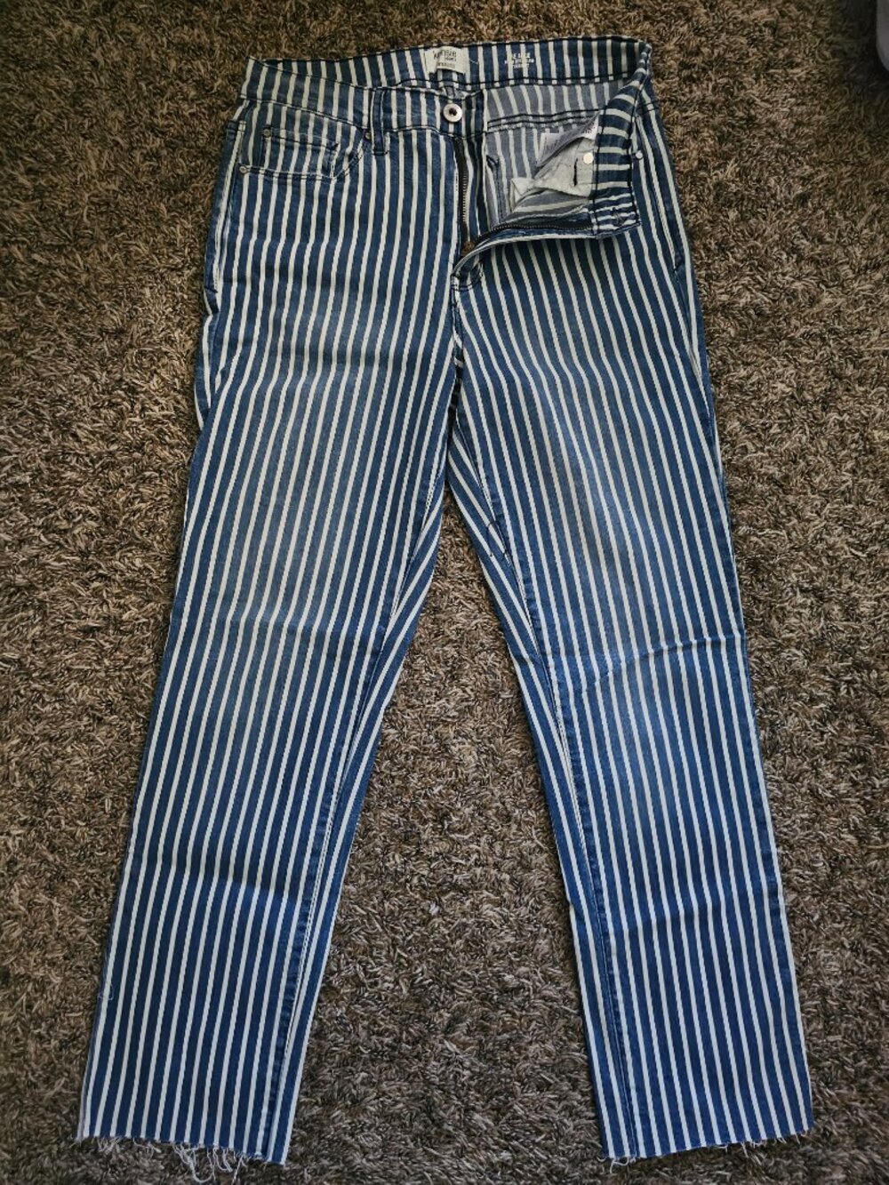 Kensie jeans cropped raw hem - Picture 3 of 3